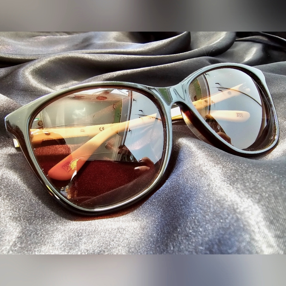 Escada Brown Gradient Browline Brown Ivory Gold SES 204GN 59 17 140 Sunglasses